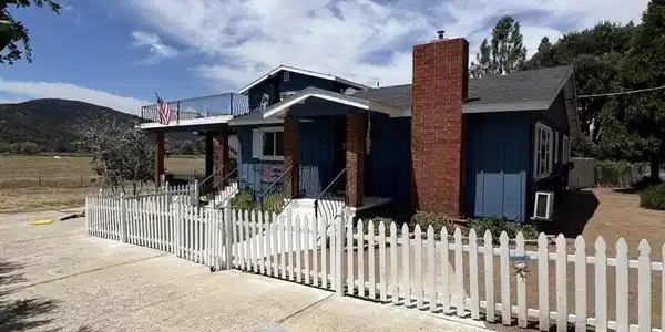 8218 Valley View Trail