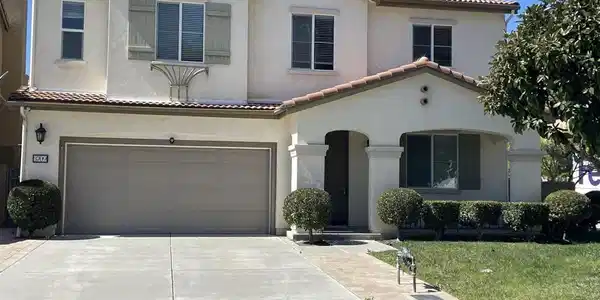 3709 Lake Park Road