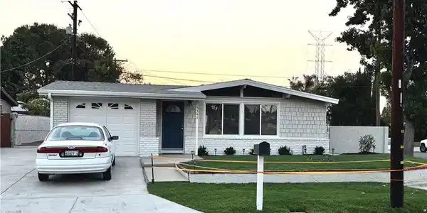 5347 N Leaf