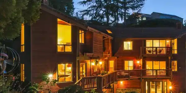 400 Winding Way