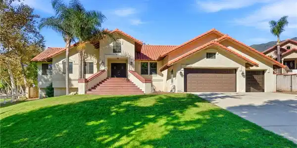 5498 Shadow Lane
