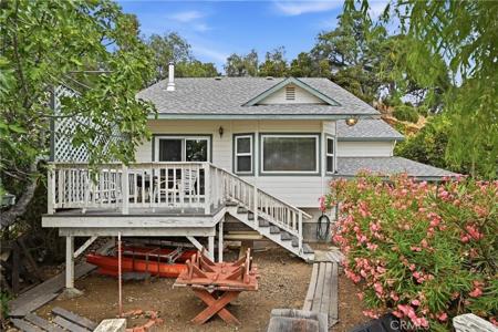 4075 Mesa Drive