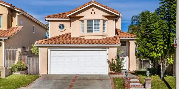 19727 Scarlet Meadow Drive