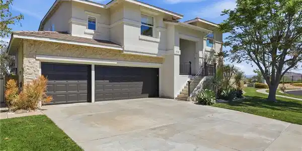 4241 Stonebriar