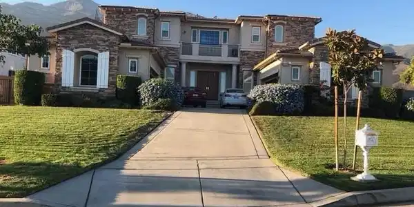 11090 Hiddentrail Drive