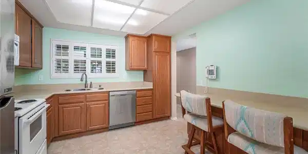3500 W Bahia Blanca