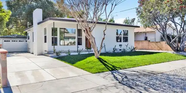9662 Garibaldi Avenue