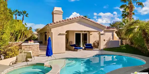 1420 Amelia Way