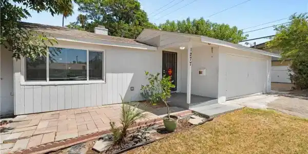 1277 Mindo Drive