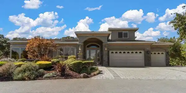 8093 Bethel Ln