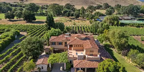 1295 Lions Peak Lane