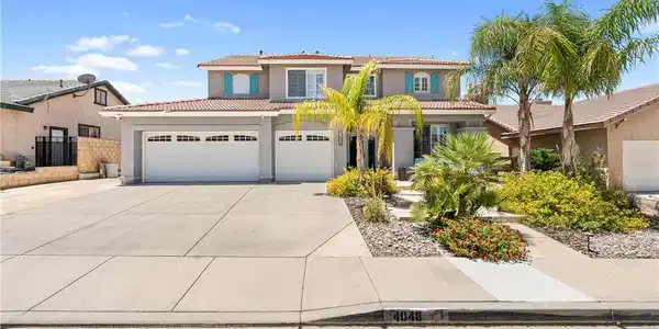 4048 De Anza