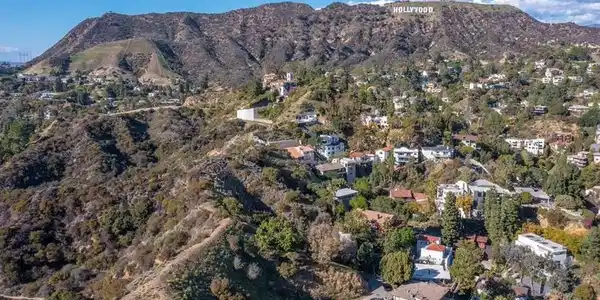 2949 N Durand Drive