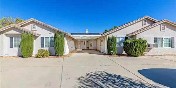 9922 Phelan Road