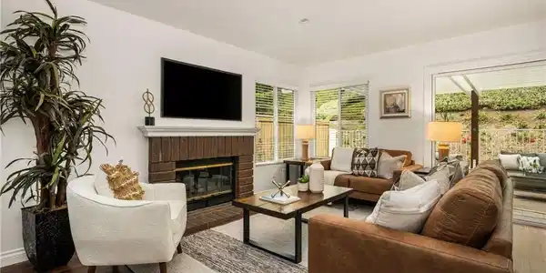 28871 Oakview
