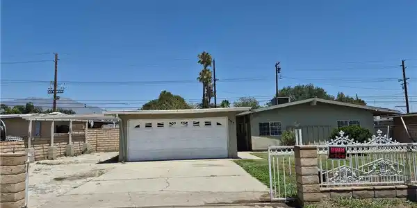 6959 Newbury