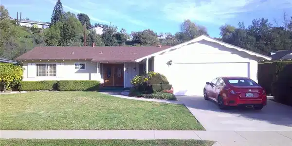 1116 N Old Mill