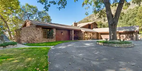 39292 Oak Glen Road