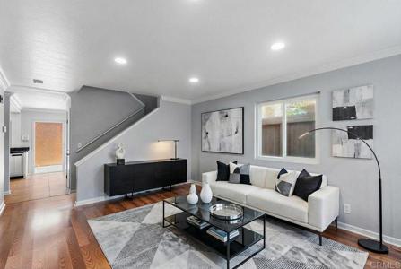 1423 N Broadway