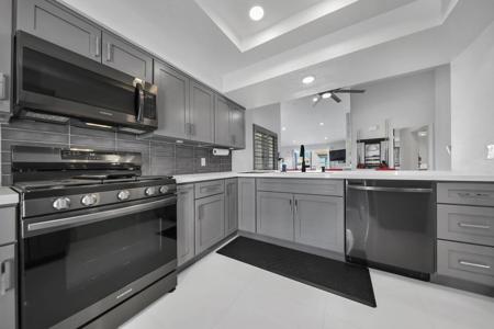 149 Desert Falls Drive E