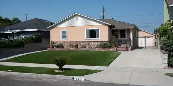 1311 N Griffith Park Drive