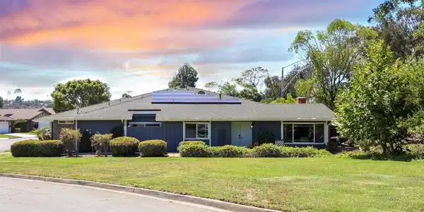 1302 El Corral Lane