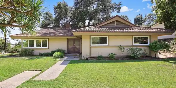 250 Hillgreen Place