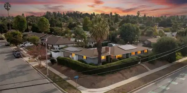 1235 W Cypress Avenue