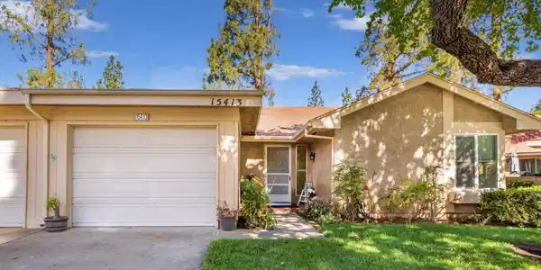 15413 Village 15