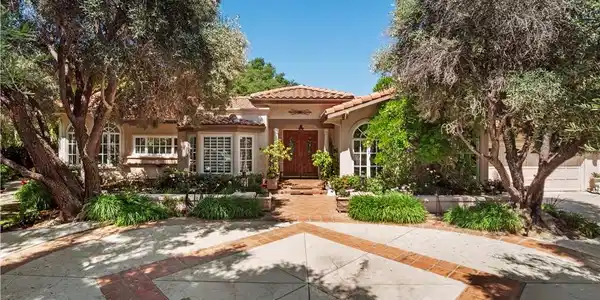 26749 Macmillan Ranch Rd