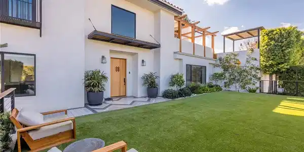 13714 Valley Vista