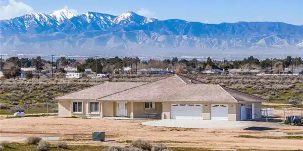 15088 Mesquite Road