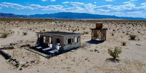 5620 Mojave Road