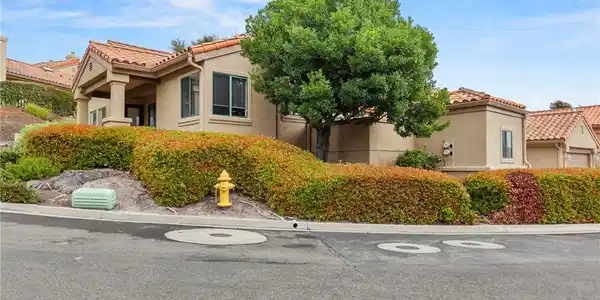 6490 Twinberry Circle