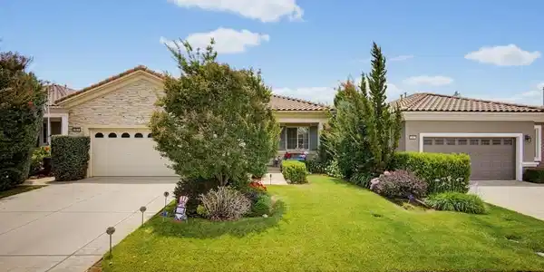 913 Avenal