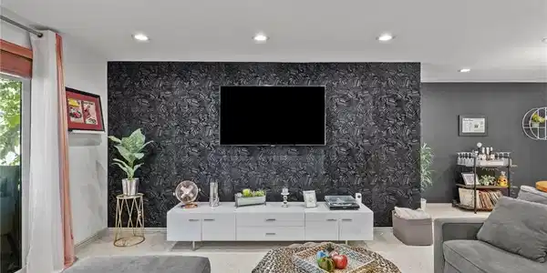 6752 Hillpark