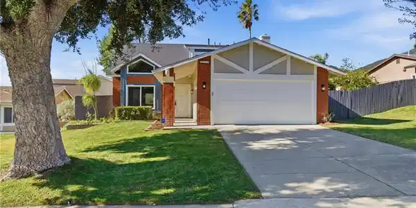 6344 N Ventura