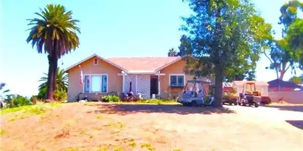 1390 1390 Prospect Dr.