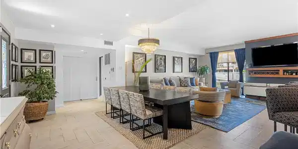 35371 Calle Solana