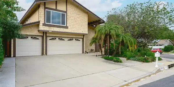 20755 Kelfield