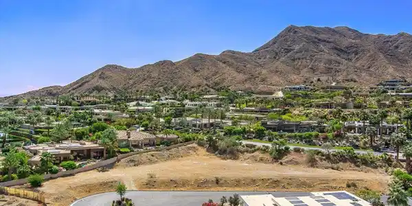 1 Sierra Vista Drive