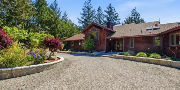25991 Mar Vista Court