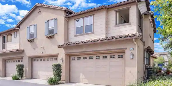3262 London Lane