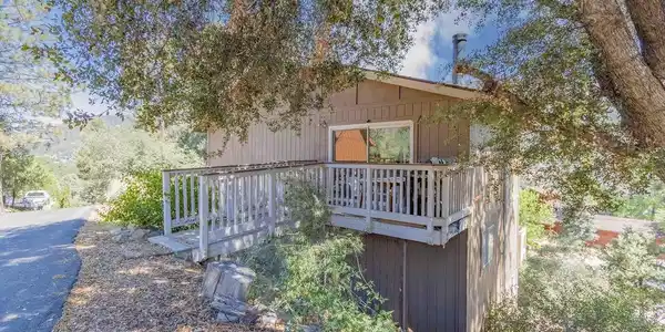 2441 Innsbruck Court