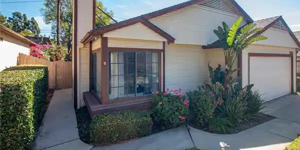 13982 Olive Grove Lane
