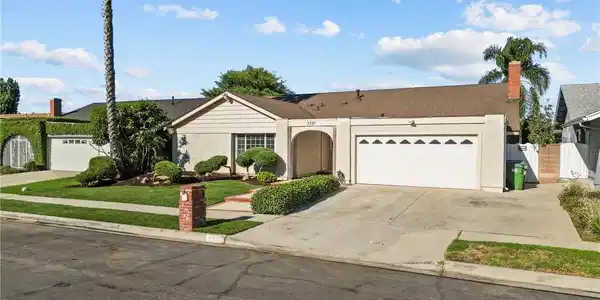 2227 Timberlane Avenue