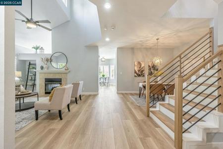 921 Arrowhead Ter