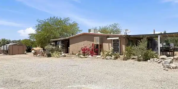 19055 Vee Bee Road