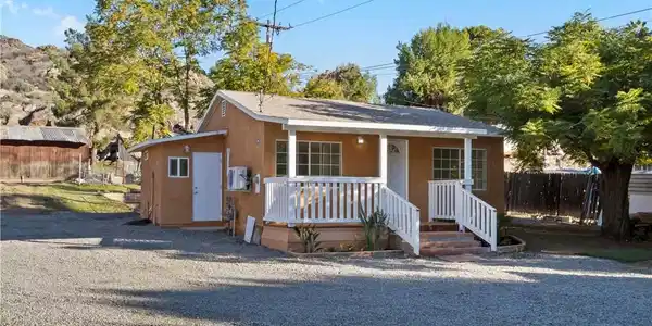 32476 W State Highway 74
