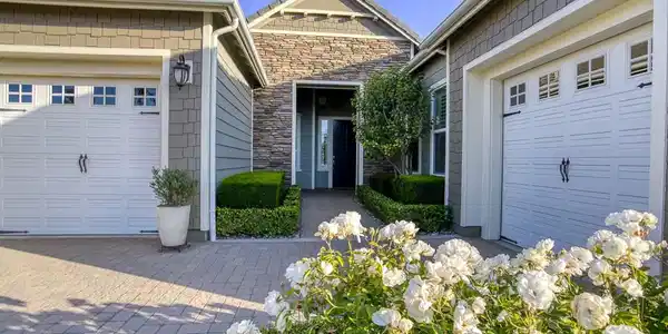 1801 Louise Lane